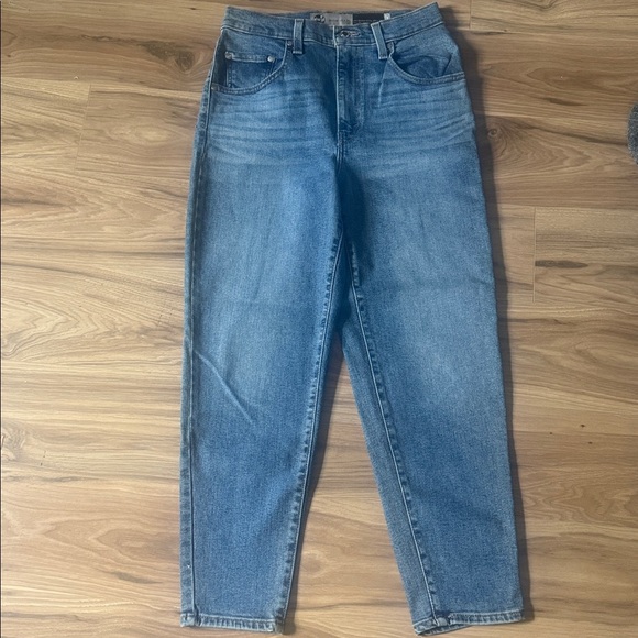 Levi’s Mom Jeans - silver tab - Picture 10 of 10